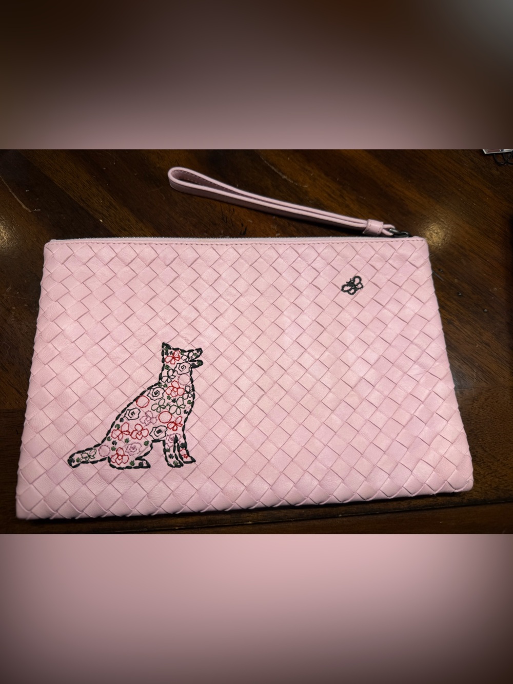 Bottega Veneta Pink Intrecciato Dog and Butterfly Motif Clutch Wristlet w/ COA - Picture 15 of 17